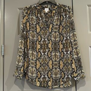 LAST CALL! Evereve Peyton Jensen snake print blouse